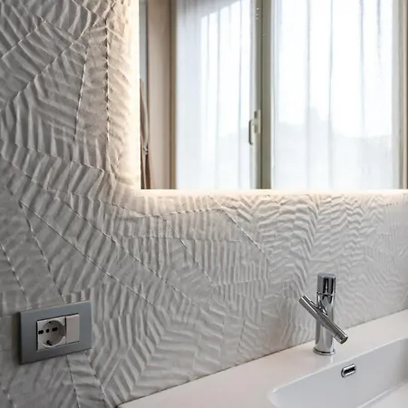 De Amicis Apartment *